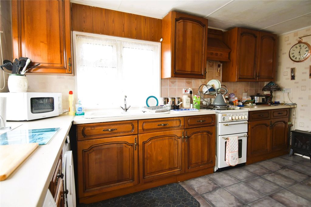 Property photo 2 of 9 Picture No. 03