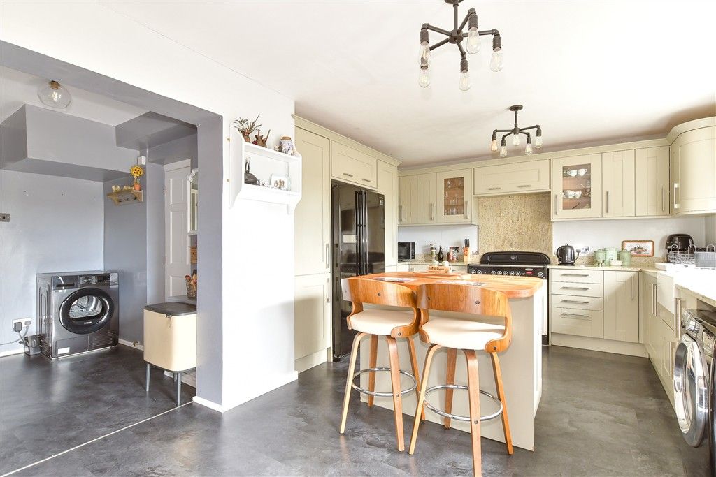 Property photo 1 of 15 Kitchen