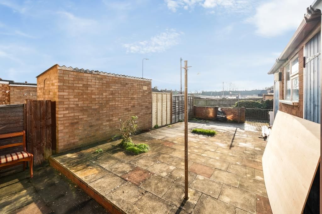 Property photo 2 of 20 Outside View