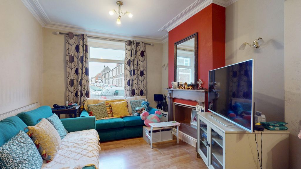 Property photo 2 of 11