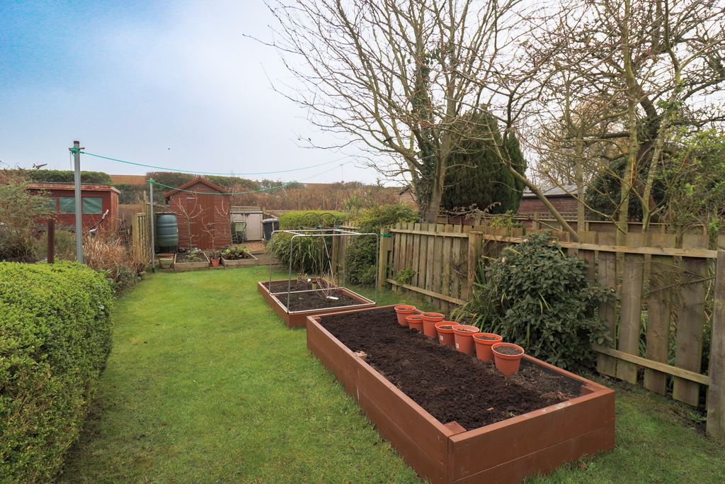 Additional image 19 of 4 bed terraced house for saleWest Avenue, Filey YO14
