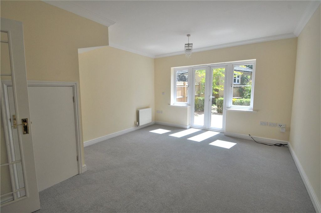 Property photo 2 of 6 Picture No. 02