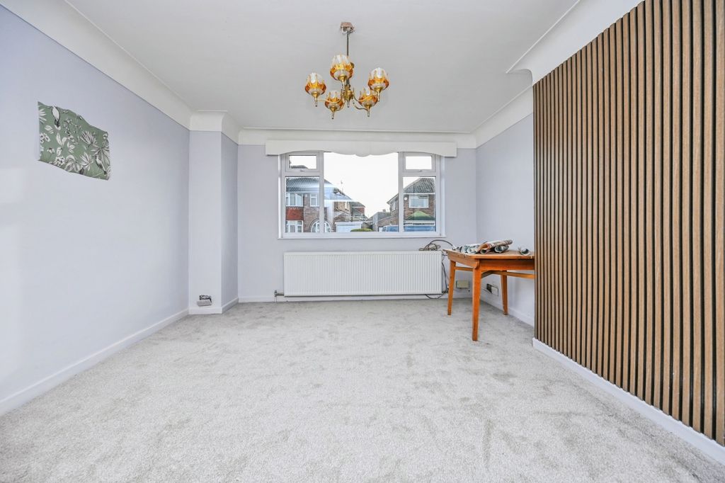 Property photo 2 of 16 Pbox-Img.Jpg