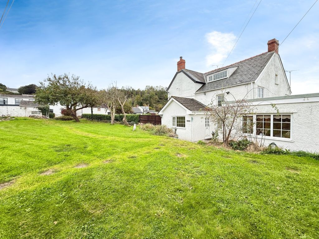 Property photo 3 of 33 4607265