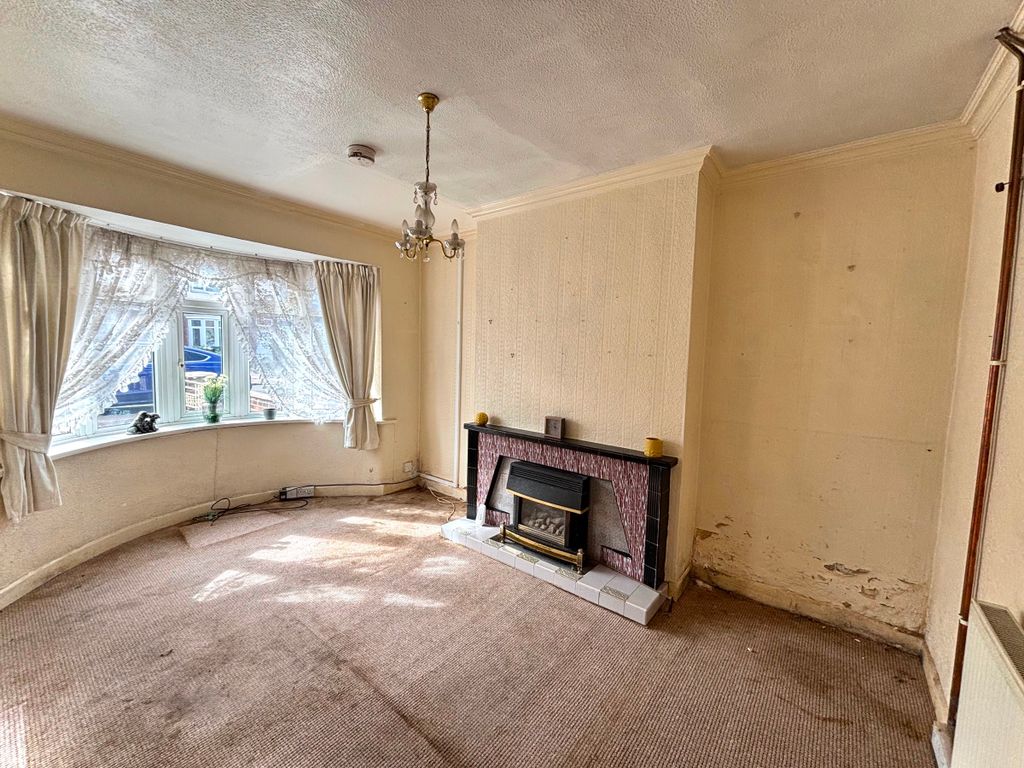 Property photo 3 of 26