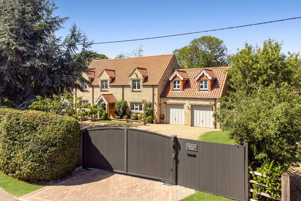 Property photo 1 of 23 Ashbourne House