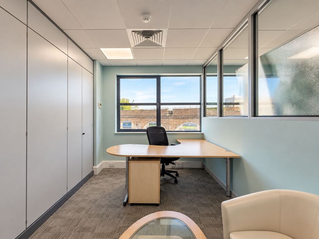Property photo 2 of 12 Office Room