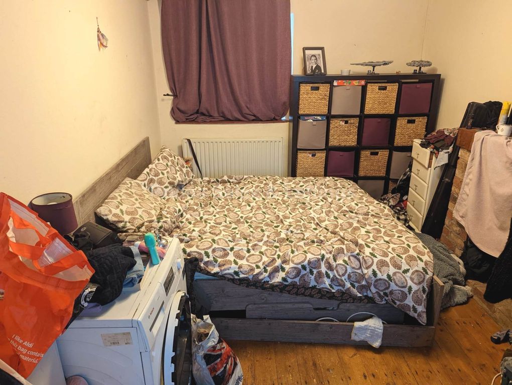 Property photo 3 of 8