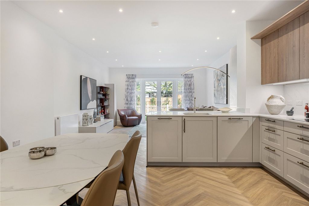 Property photo 3 of 20 Picture No. 21