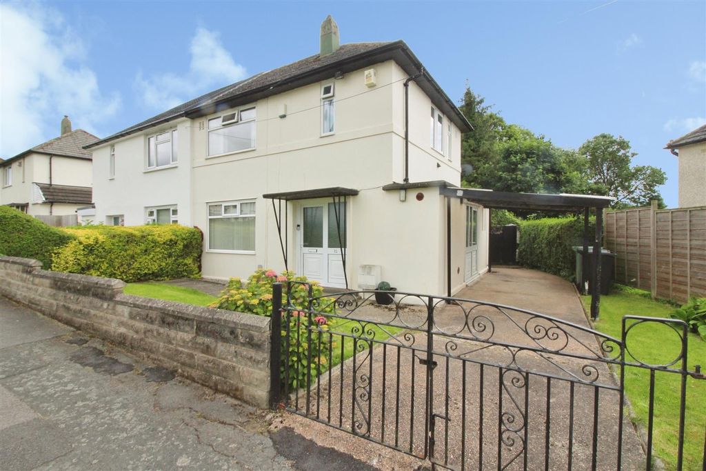 Property photo 1 of 15 Outside