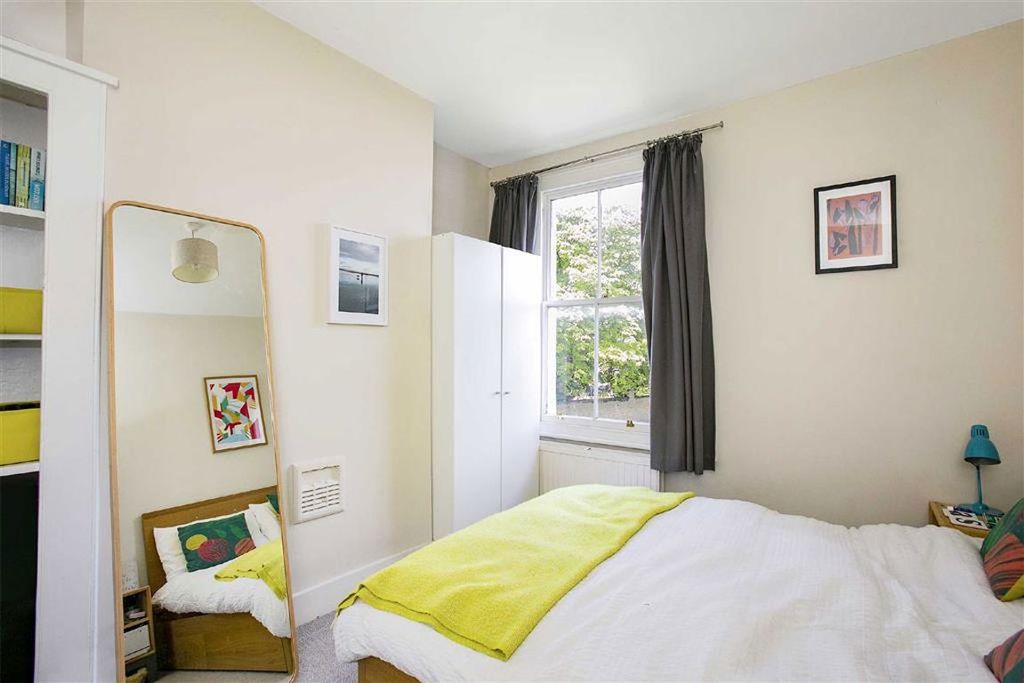 Property photo 3 of 5