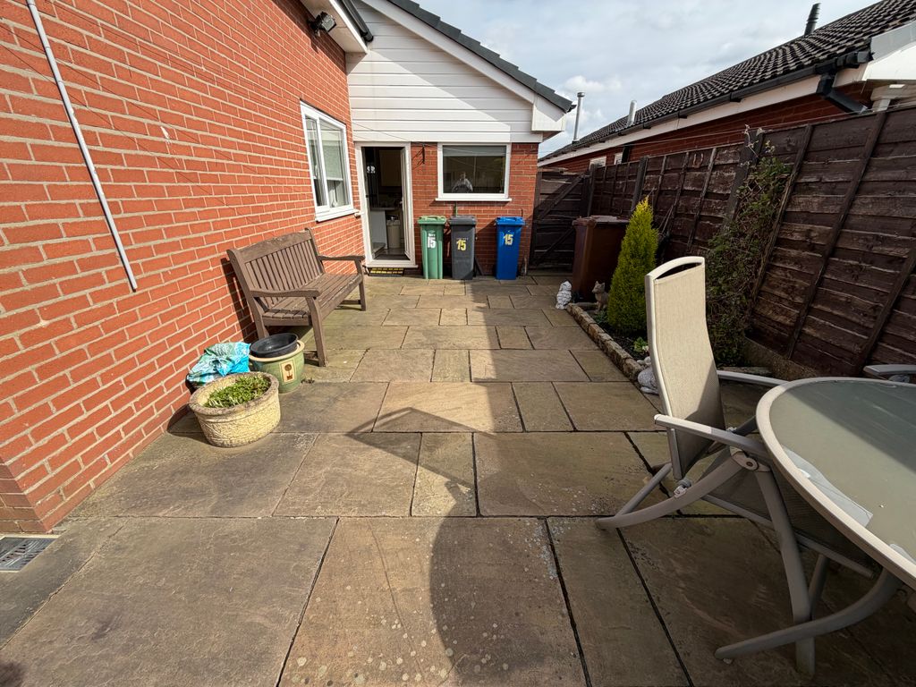 Property photo 3 of 17