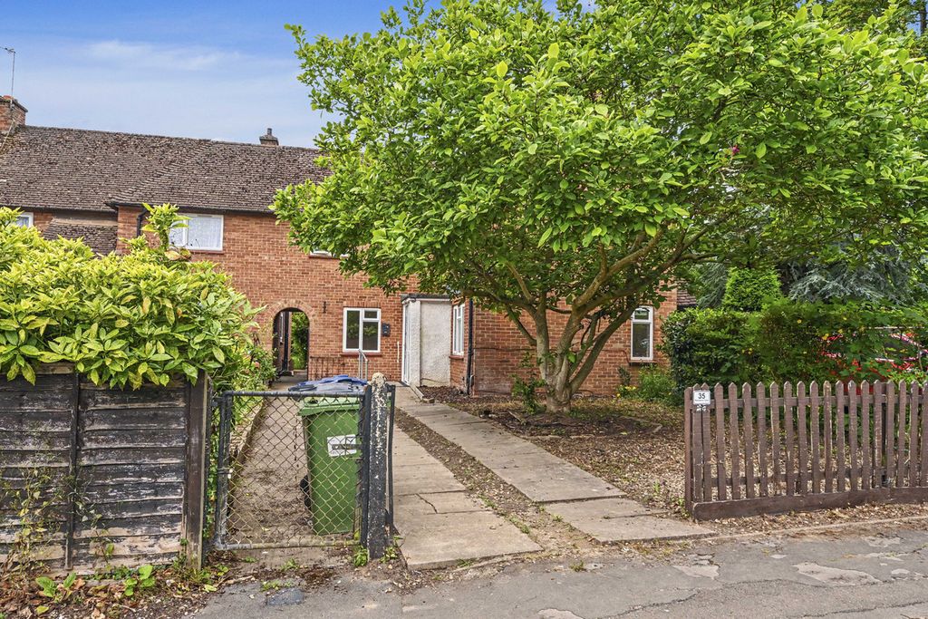 Property photo 2 of 12