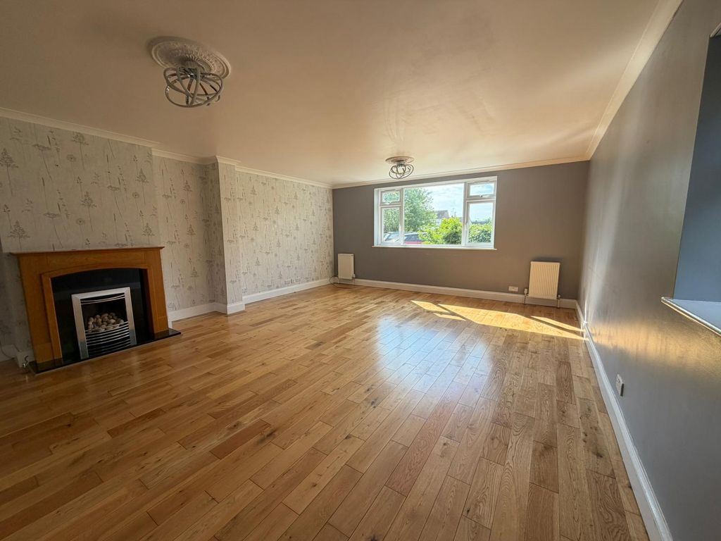 Property photo 1 of 11 Photo 1