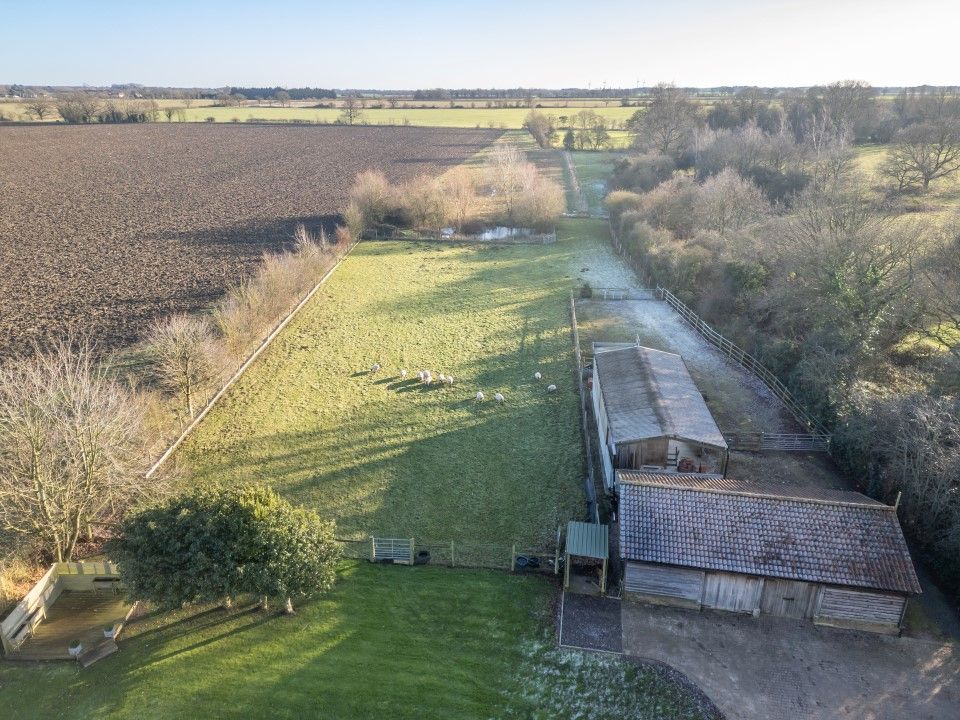 Property photo 2 of 30 Dji_0807