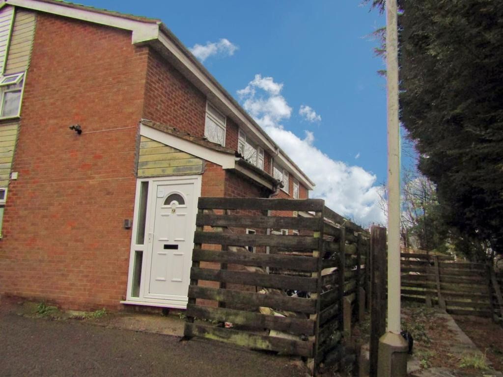 Property photo 2 of 5