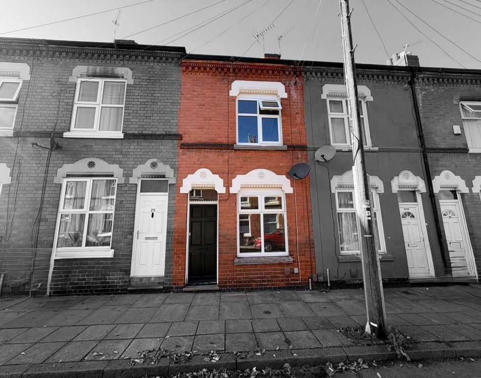 Property photo 1 of 8