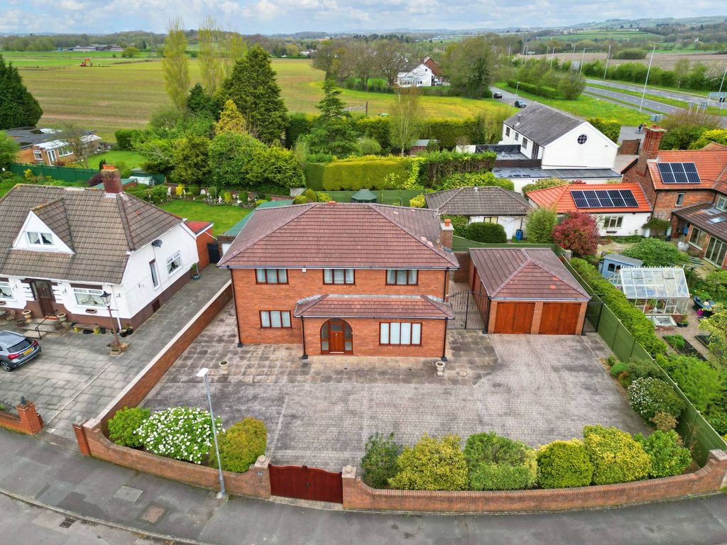 Property photo 1 of 38