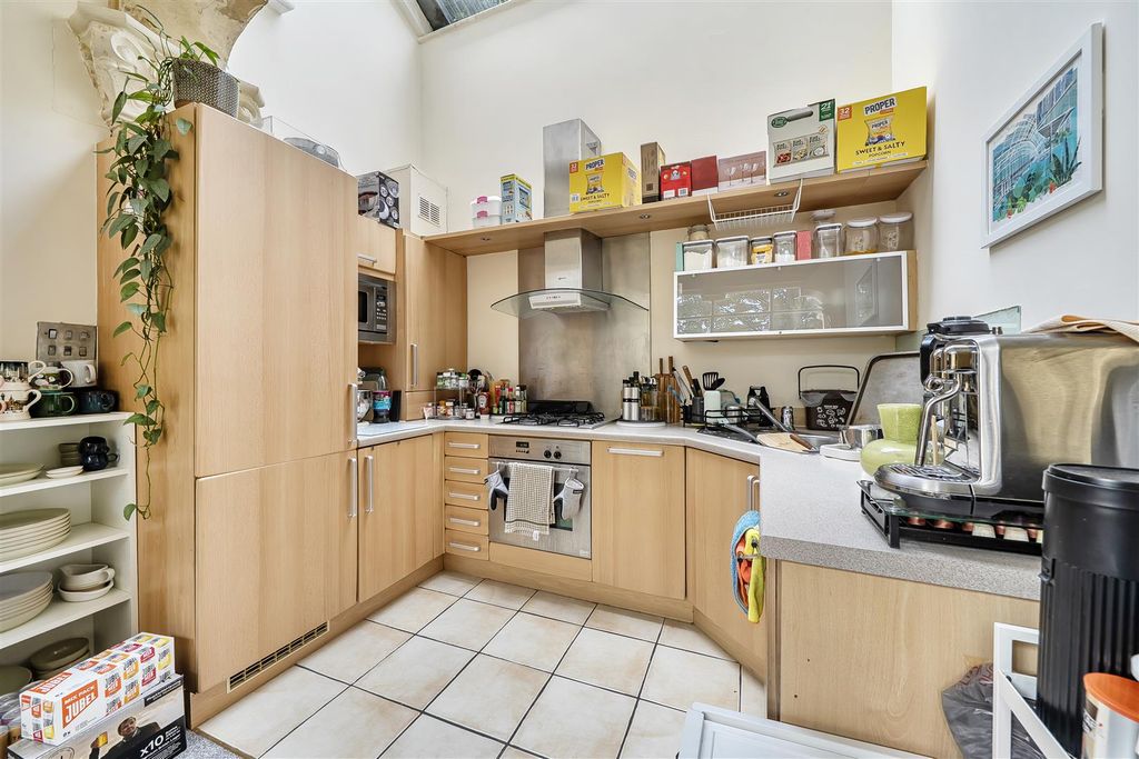 Property photo 2 of 11 1499467-9-6A6B6F779446c.Jpg