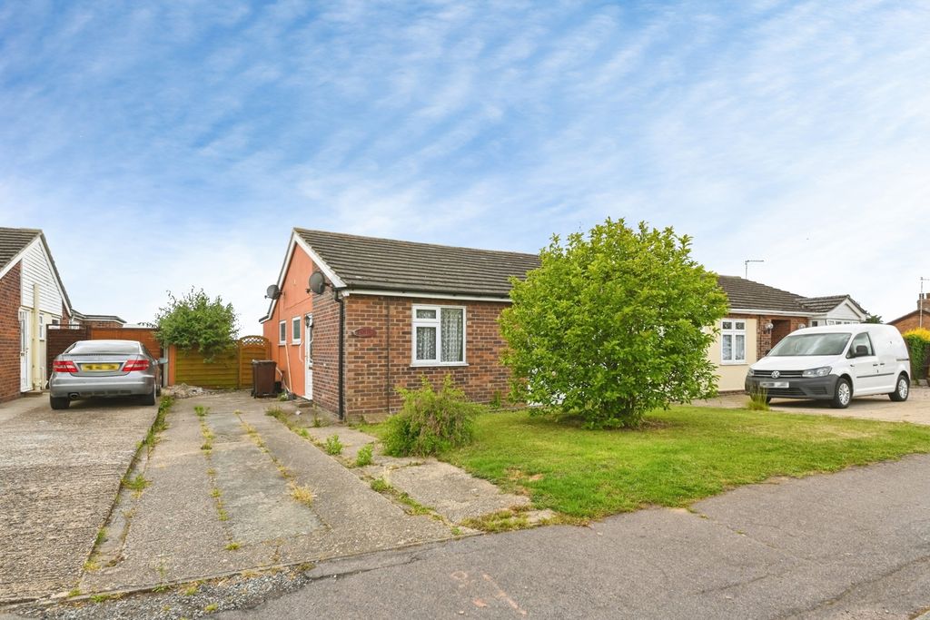 Property photo 1 of 14 Front
