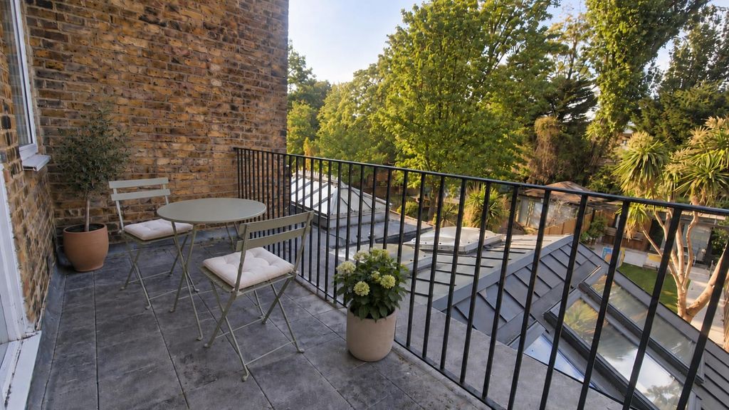 Property photo 3 of 12 Af53257B-36c7-4d83-A59d-5Acaccb527F3.Png