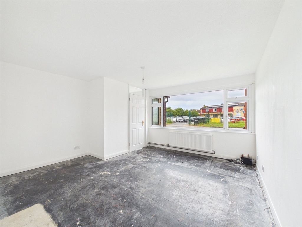 Property photo 2 of 11 Picture No. 02