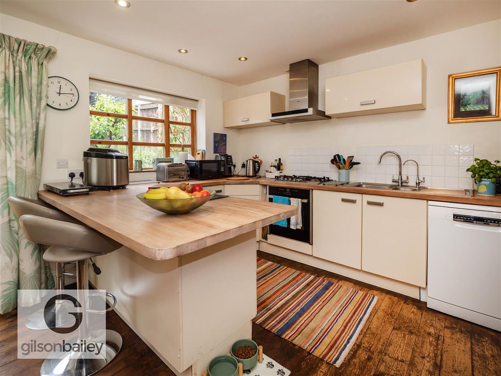 Property photo 3 of 48 8Cotmanroad-36.Jpg