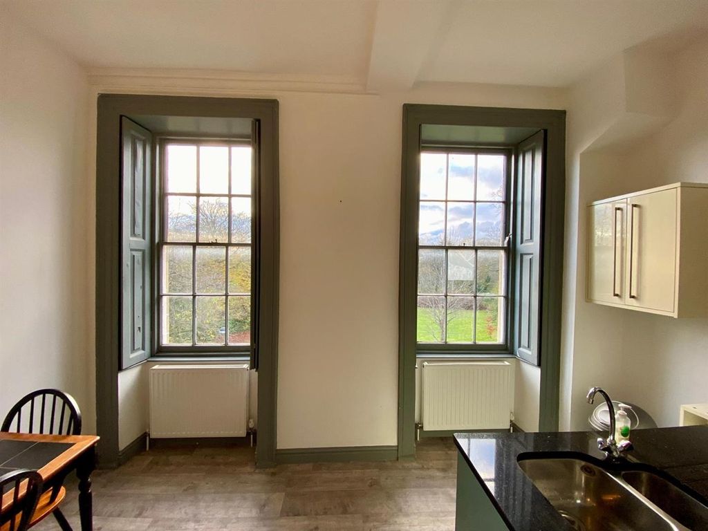 Property photo 3 of 8 2.Jpg