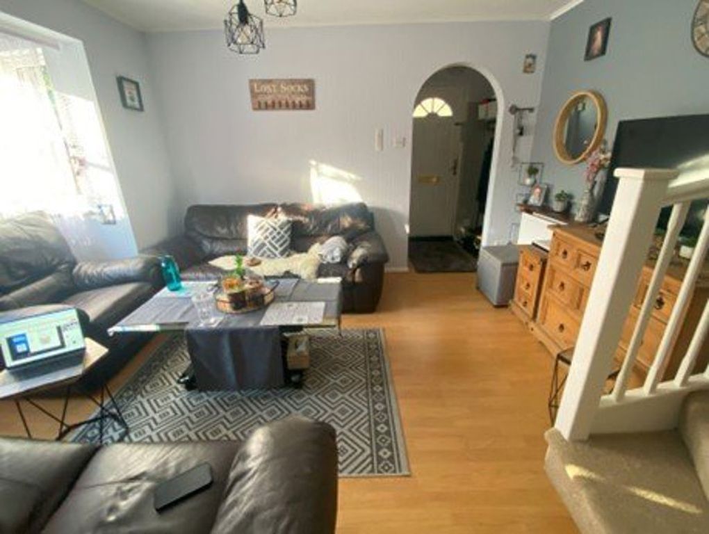 Property photo 2 of 3