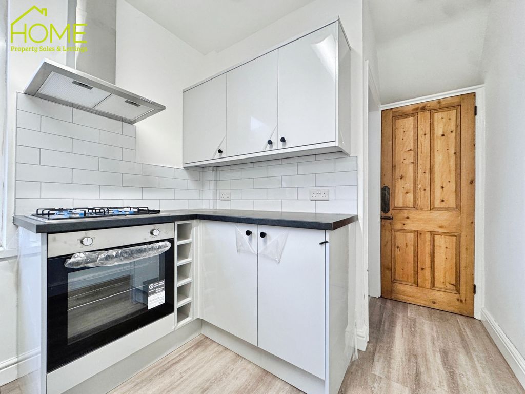 Property photo 2 of 13 Kitchen