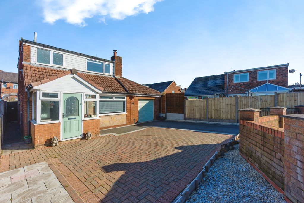 Property photo 1 of 18