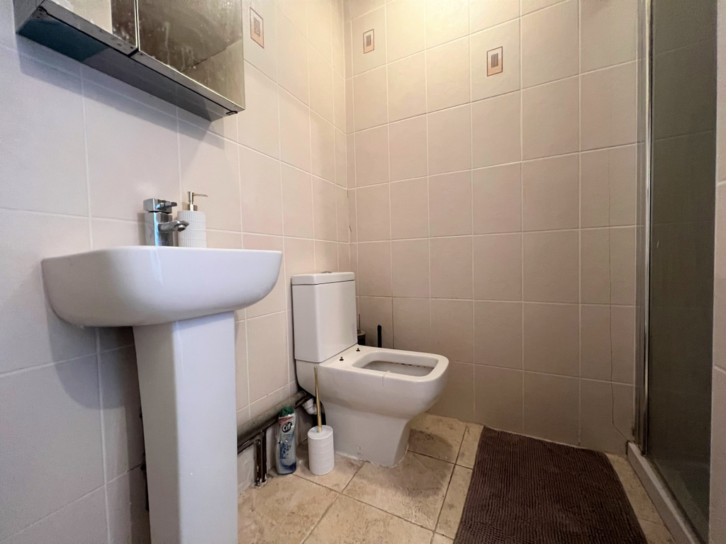 Property photo 2 of 4