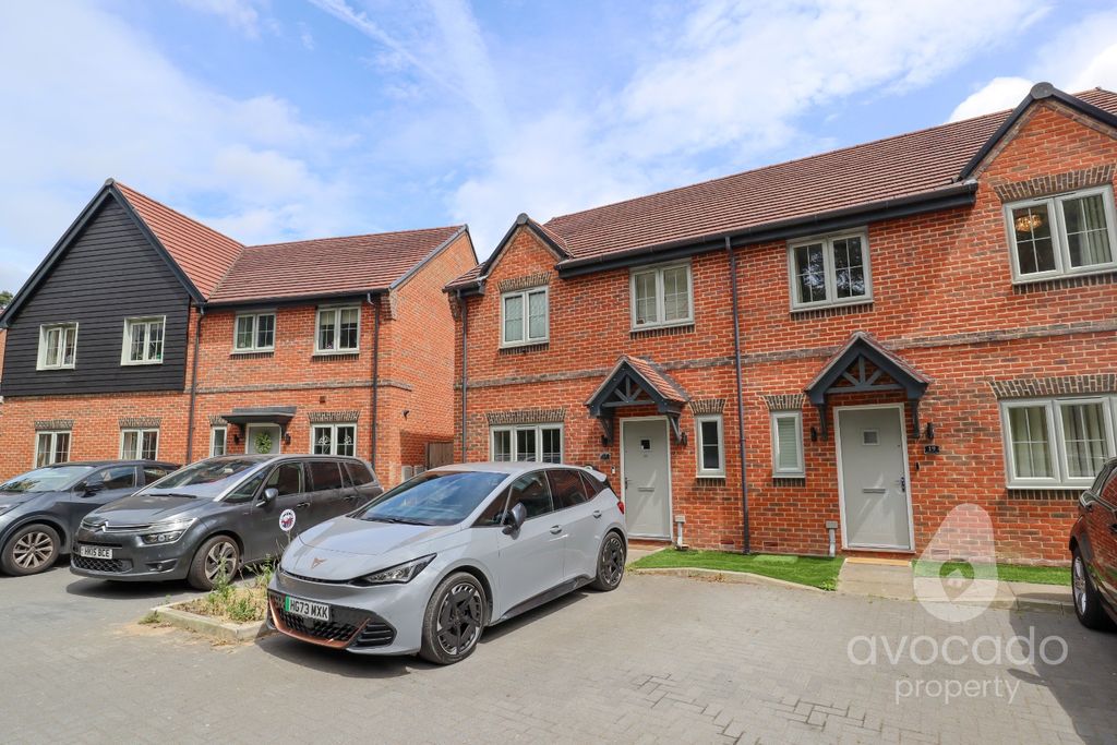Property photo 1 of 17 3581480