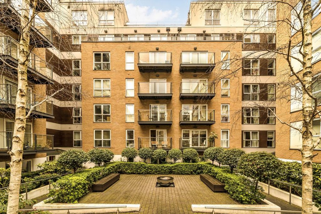 Property photo 1 of 5