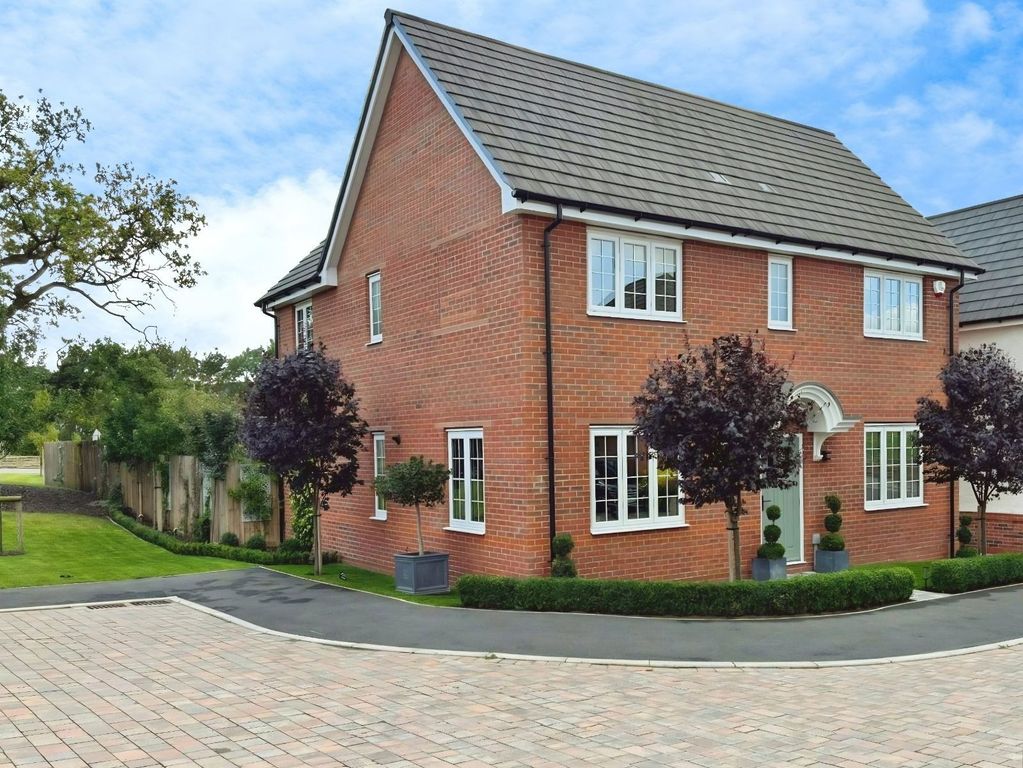 Property photo 2 of 39