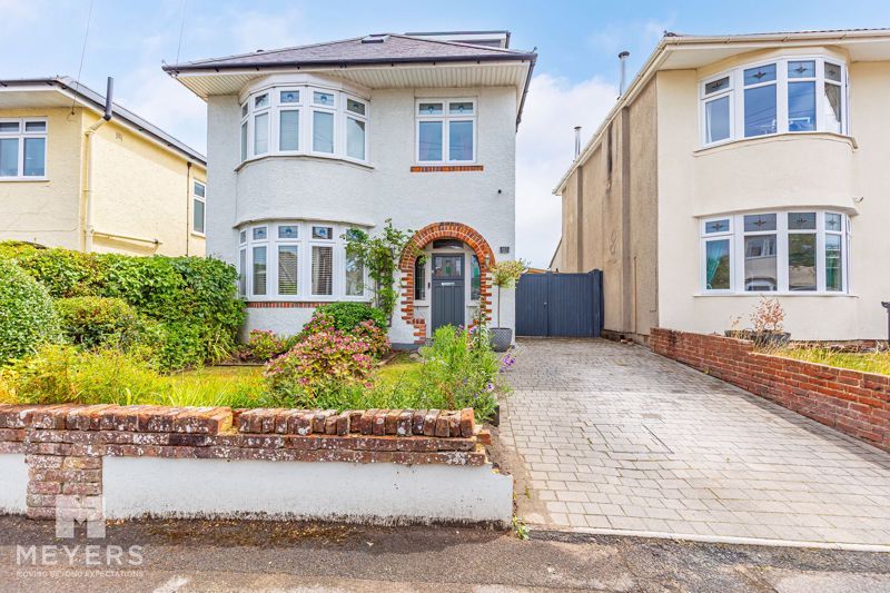 Property photo 1 of 31 Photo 30