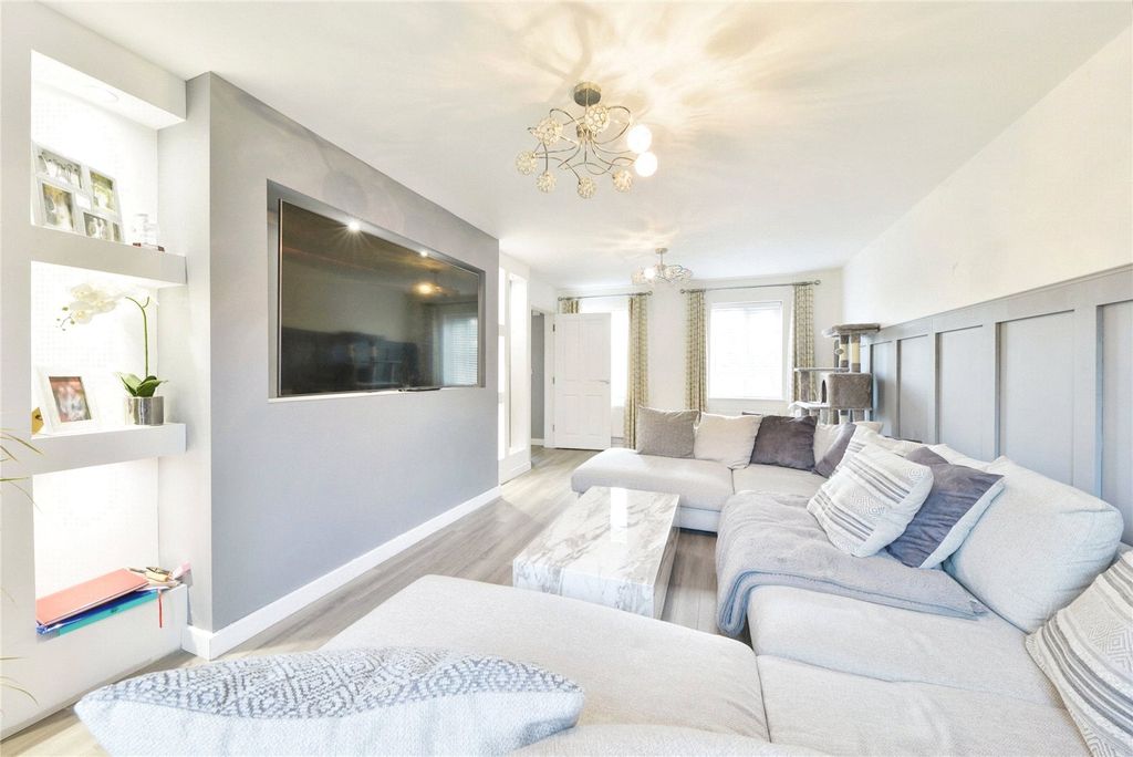 Property photo 2 of 16 Photography