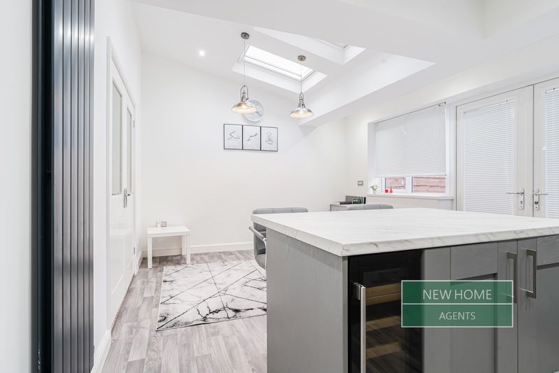 Property photo 3 of 18 Photo 6