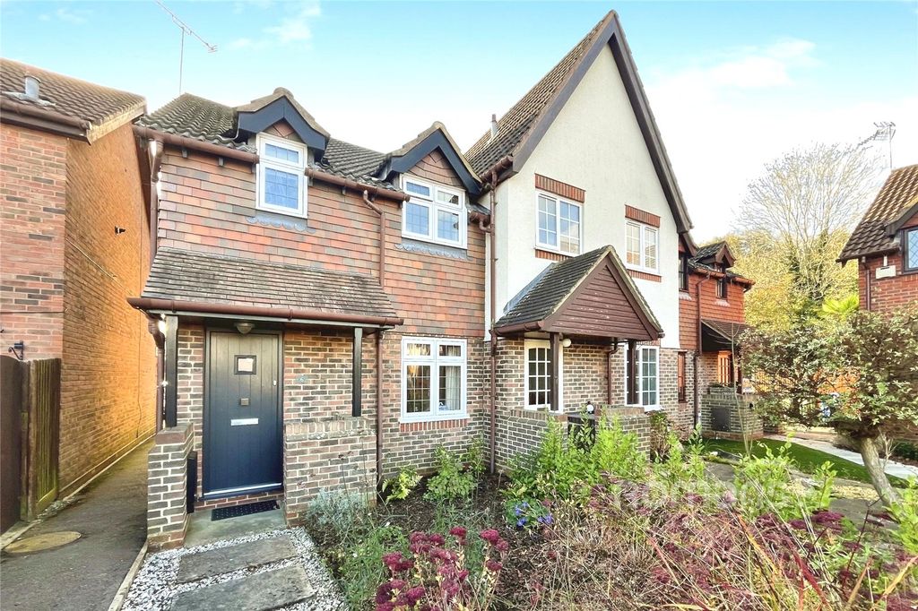 Property photo 1 of 13 Front