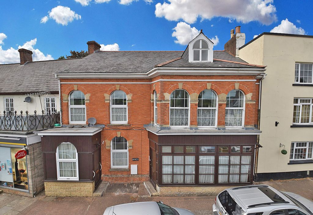 Property photo 1 of 27