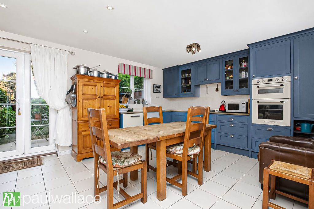 Property photo 3 of 24 Kitchen / Diner