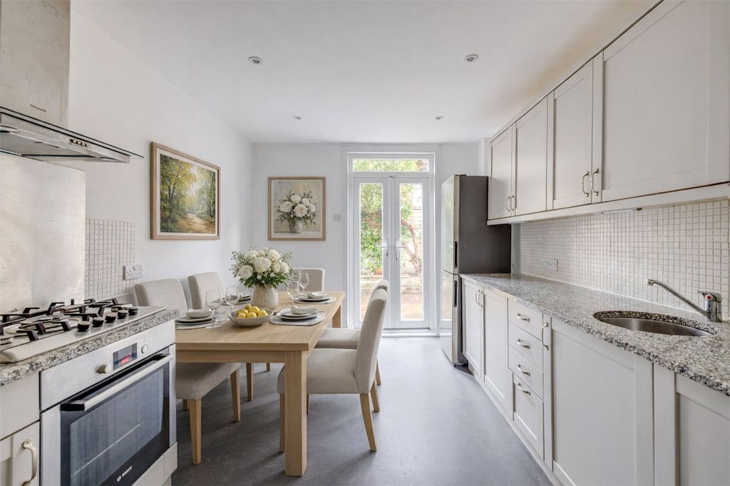 Property photo 2 of 24 Picture No. 60