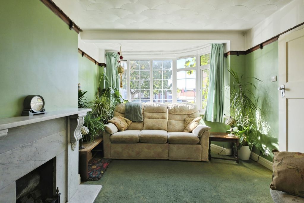 Property photo 3 of 14 Pbox-Img.Jpg