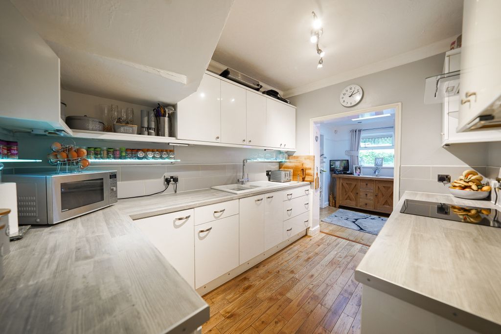 Property photo 3 of 36 Dsc04217.Jpg