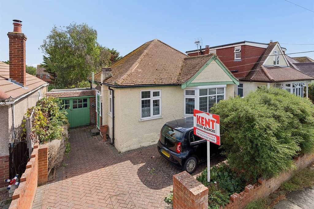 Property photo 1 of 16