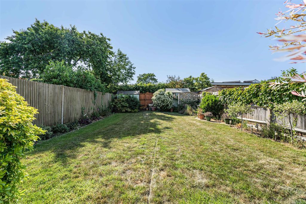 Property photo 2 of 18