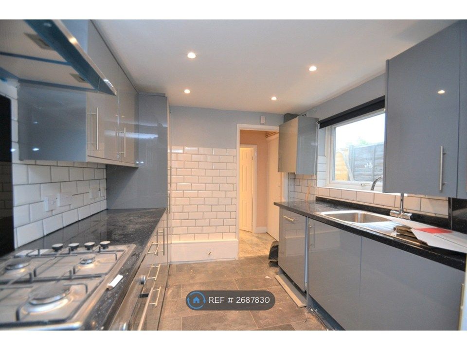 Property photo 1 of 13 Kitchen