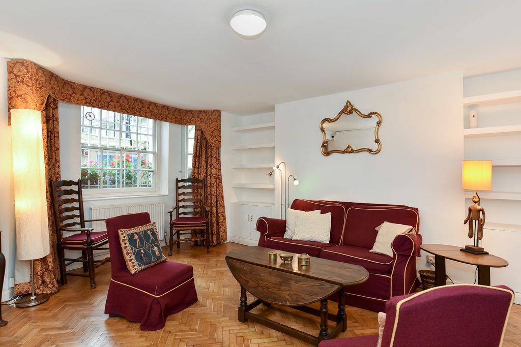 Property photo 3 of 12 Picture 3