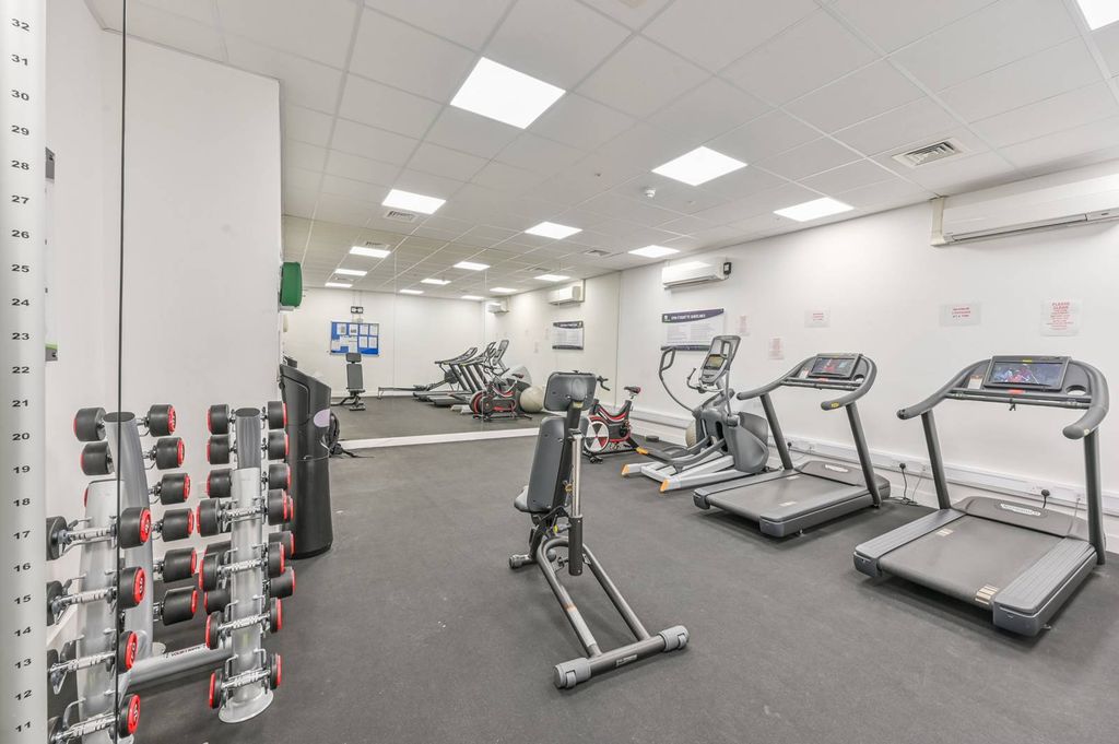 Property photo 2 of 12