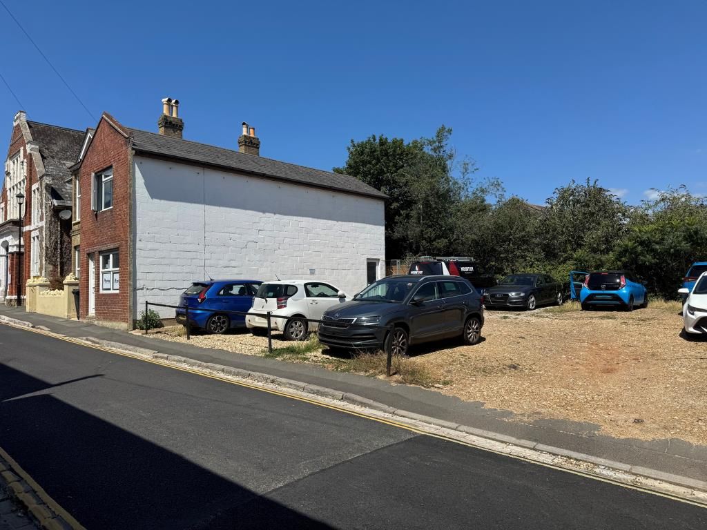 Property photo 2 of 10 View Of The Carpark At 25 Newport Street